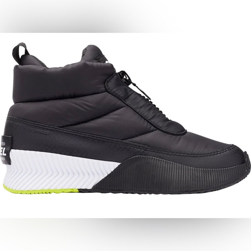 Out N About III Puffy Zip Shoe Size 8.5